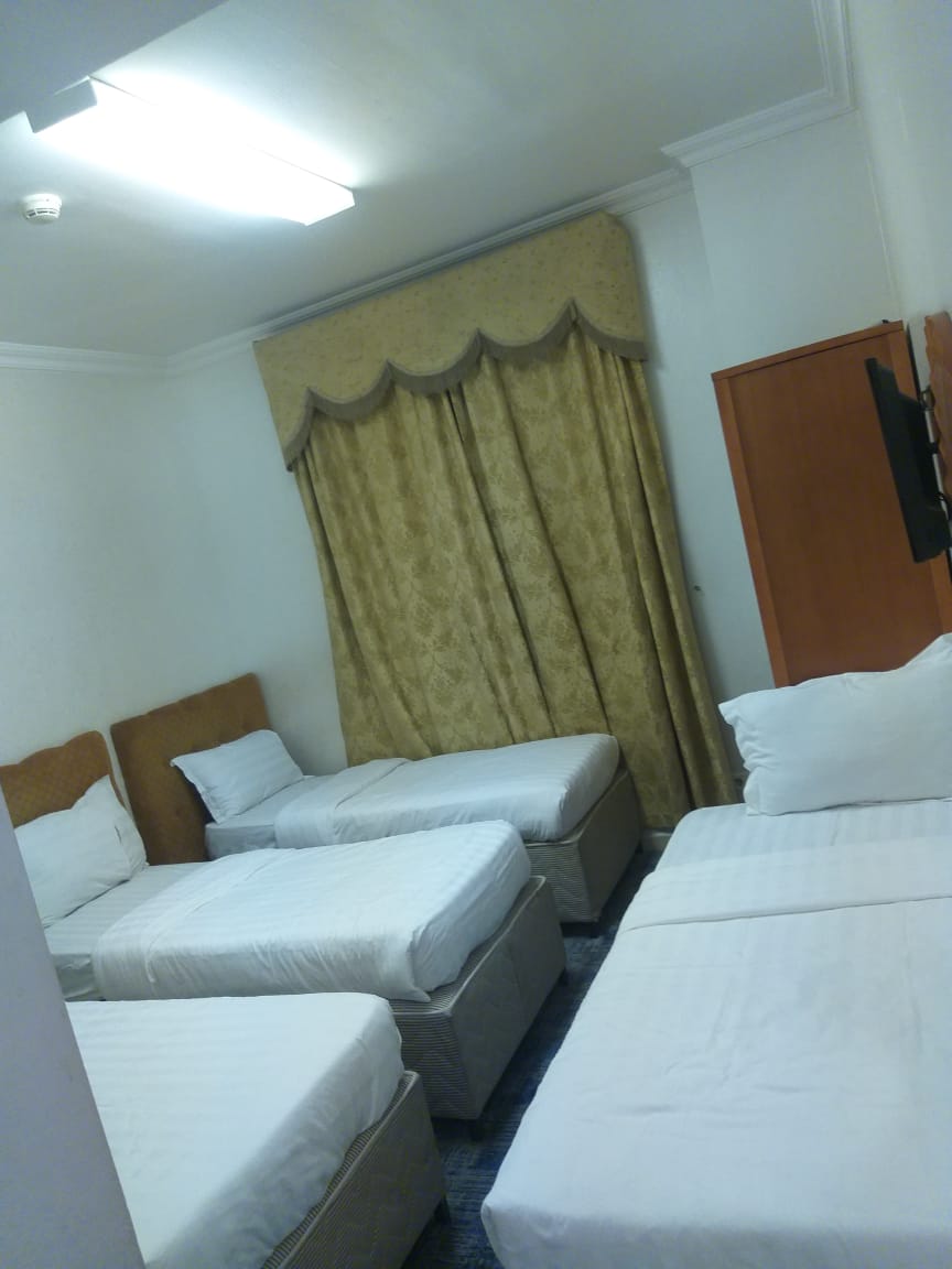 Paradise Hotel