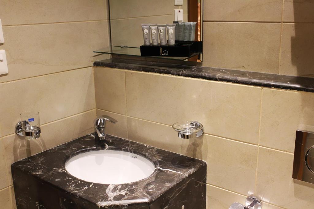Lamar Albait Hotel