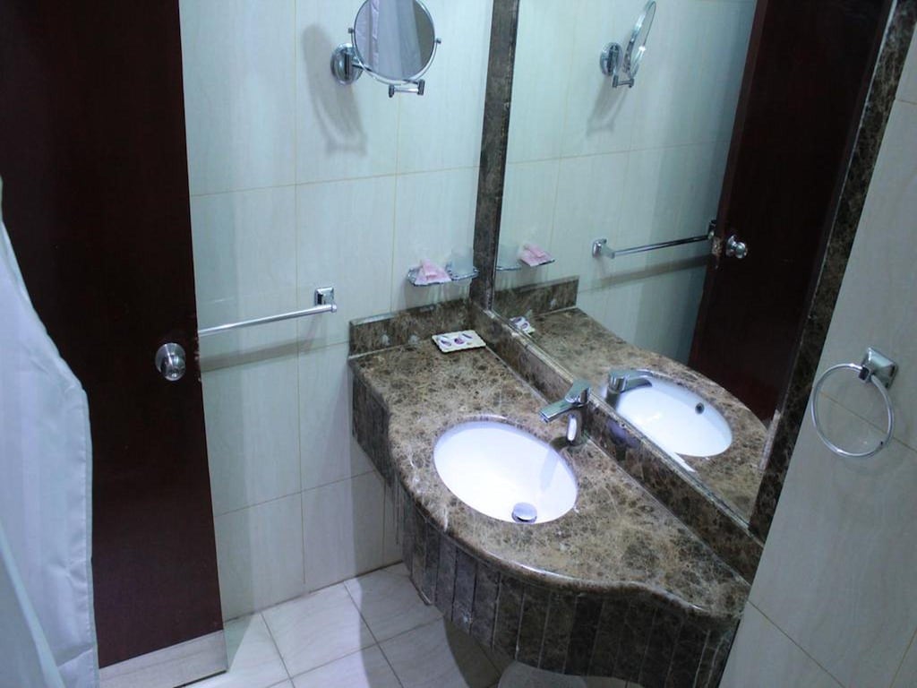 Al Olayan Golden Hotel