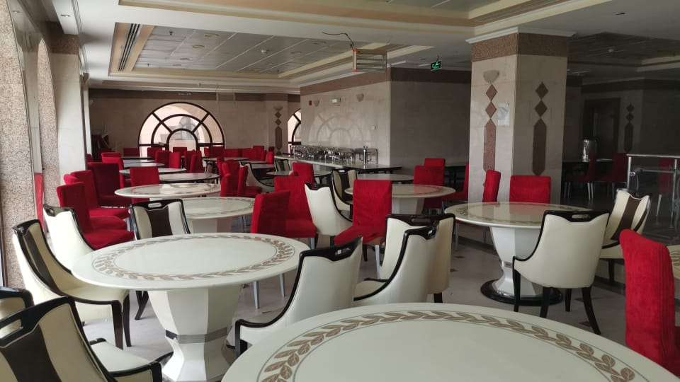 Paradise Hotel
