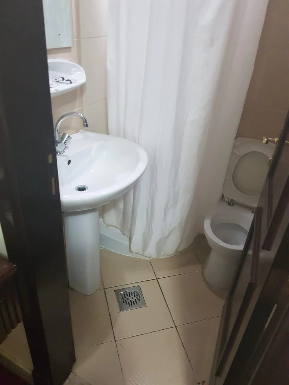 Burj Al-Sultan Hotel