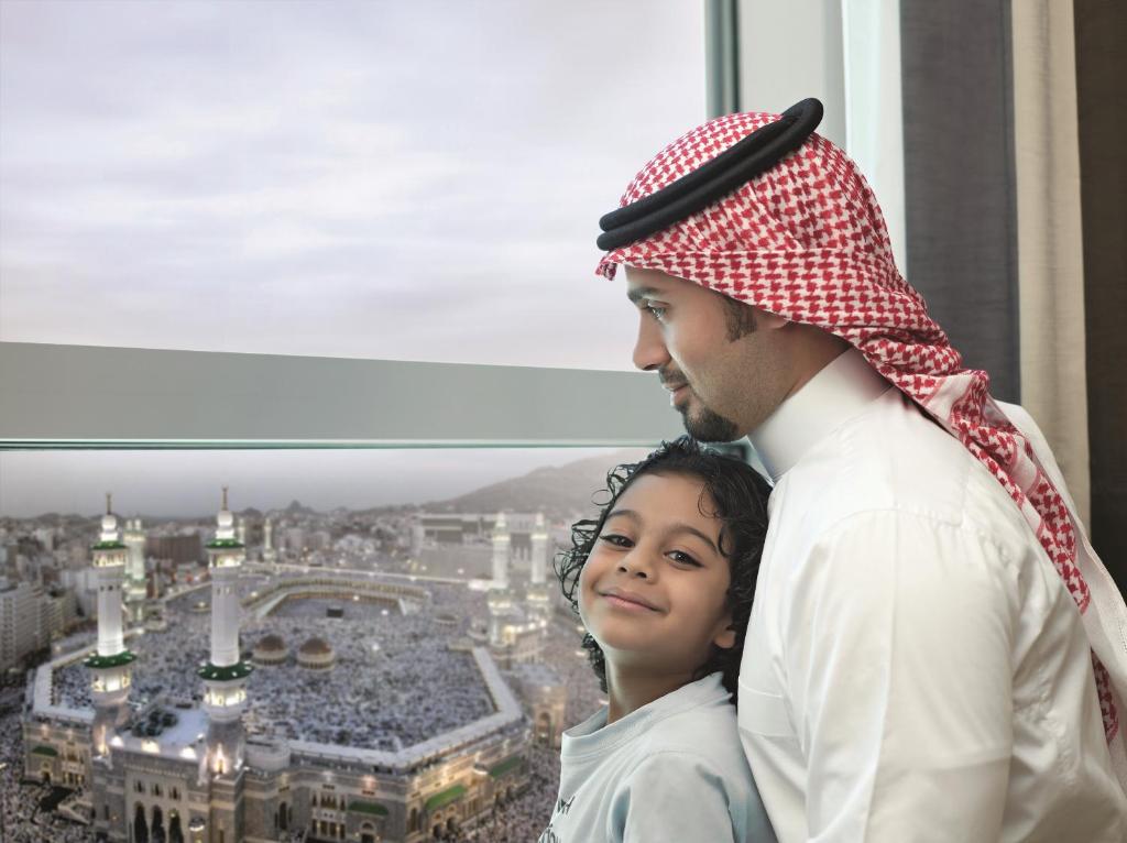 Movenpick Hotel - Hajar Tower Kaaba View